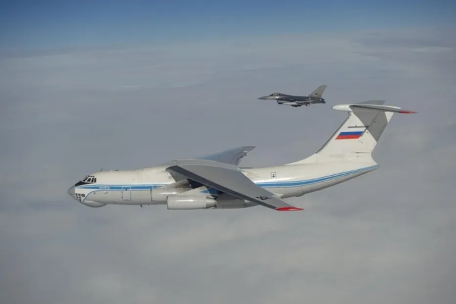 Caças portugueses interceptam aeronave russa no espaço aéreo da NATO pela primeira vez